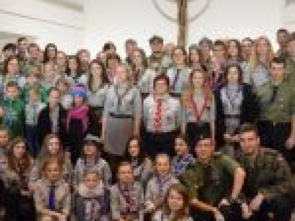 Betlejemskie Światło Pokoju już w Ostrowcu Świętokrzyskim (zdjęcia)