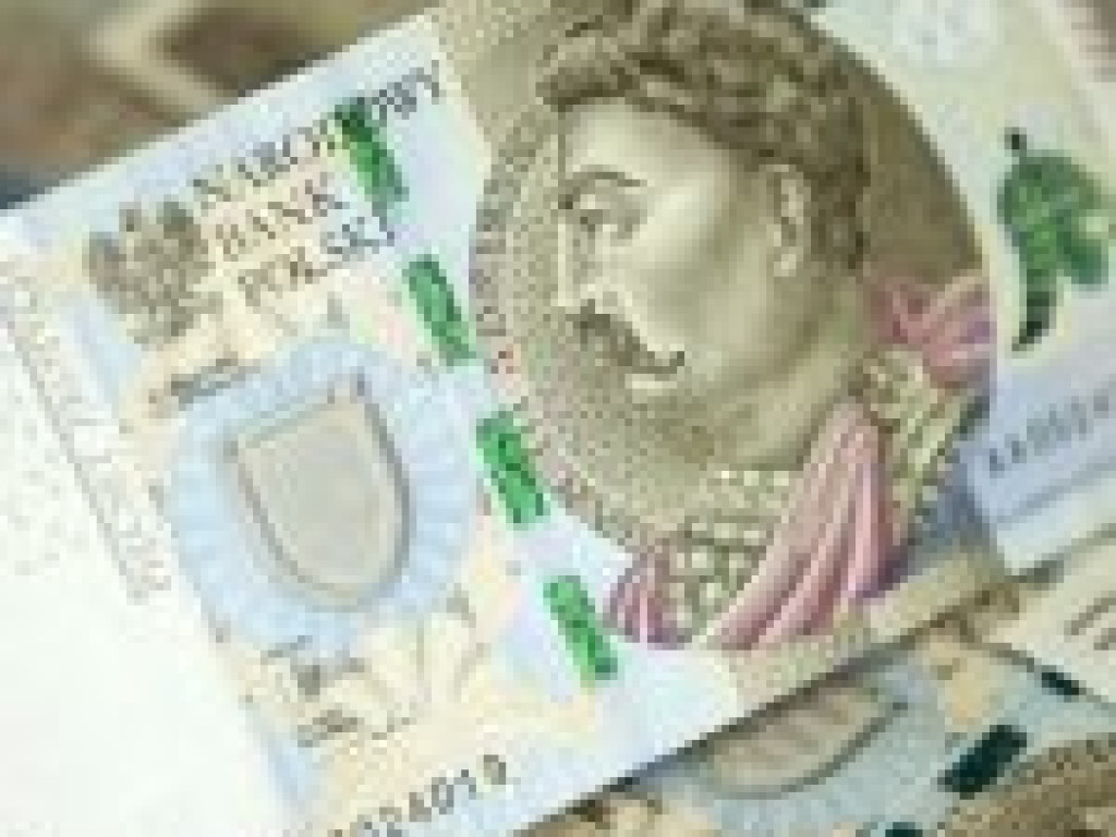W 2017 roku pensja w czterech banknotach? (zdjęcia)