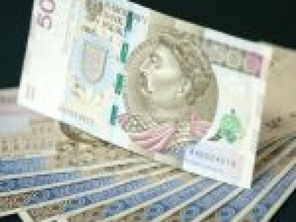 W 2017 roku pensja w czterech banknotach? (zdjęcia)