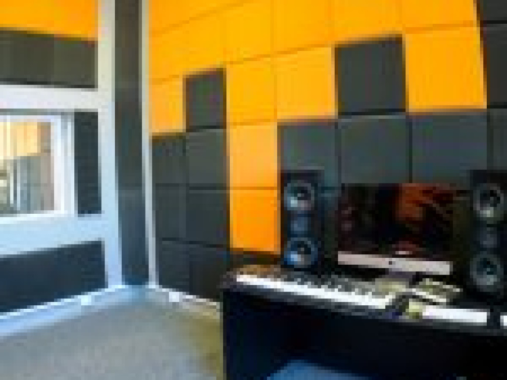 MKiDN wspiera ostrowieckich twórców. Centrum Sztuk Audiowizualnych w ?Etiudzie? (zdjęcia)