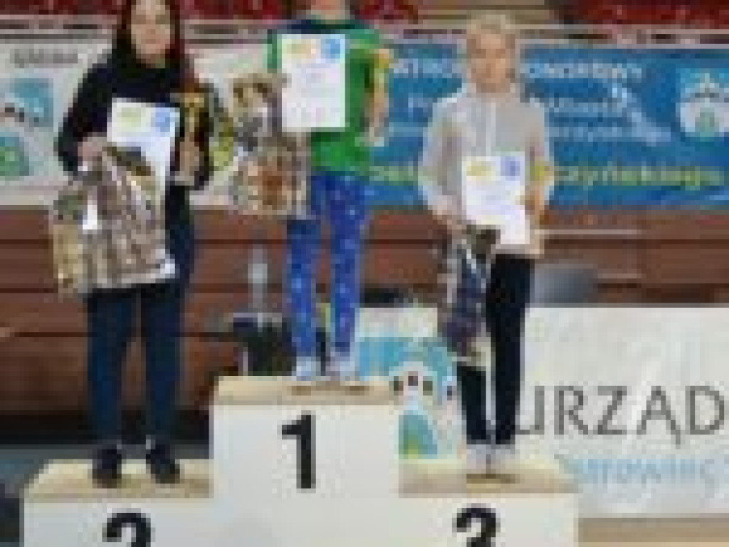 Noworoczny tenis stołowy (zdjęcia)