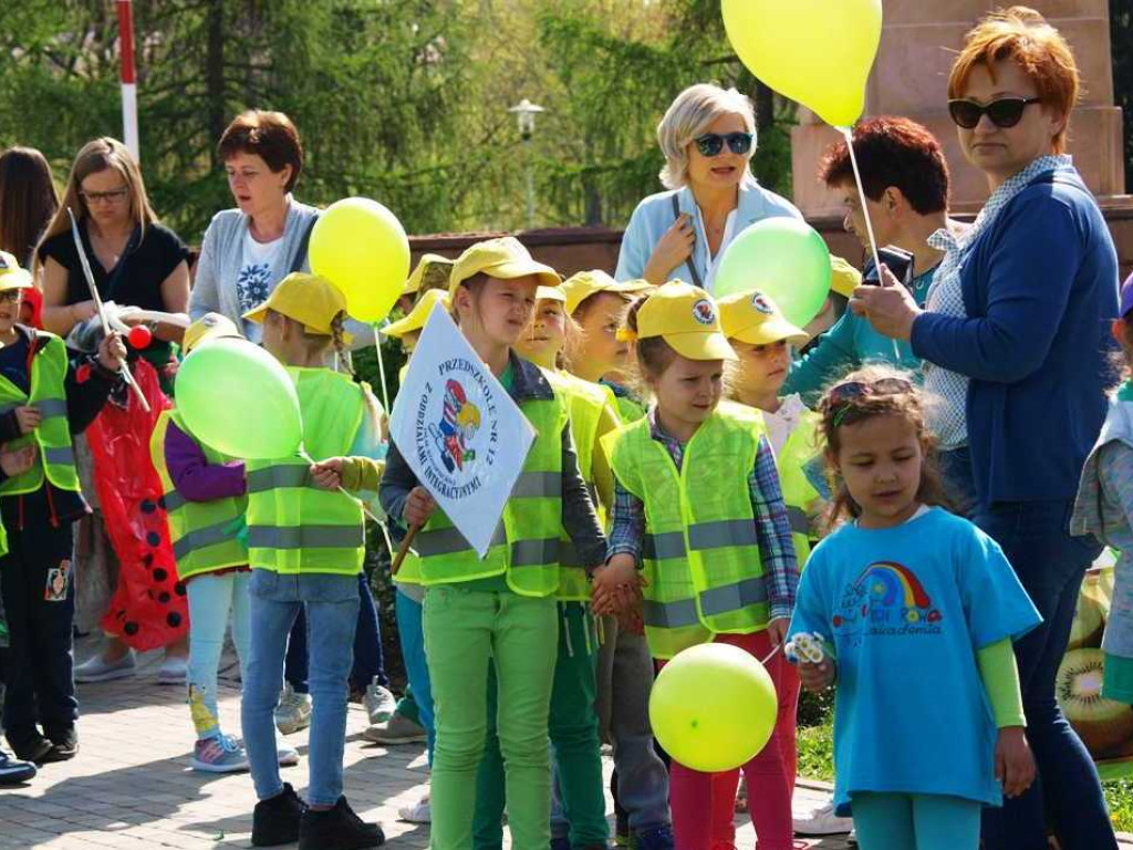 Dzień Ziemi. Happening ekologiczny ostrowieckich przedszkolaków