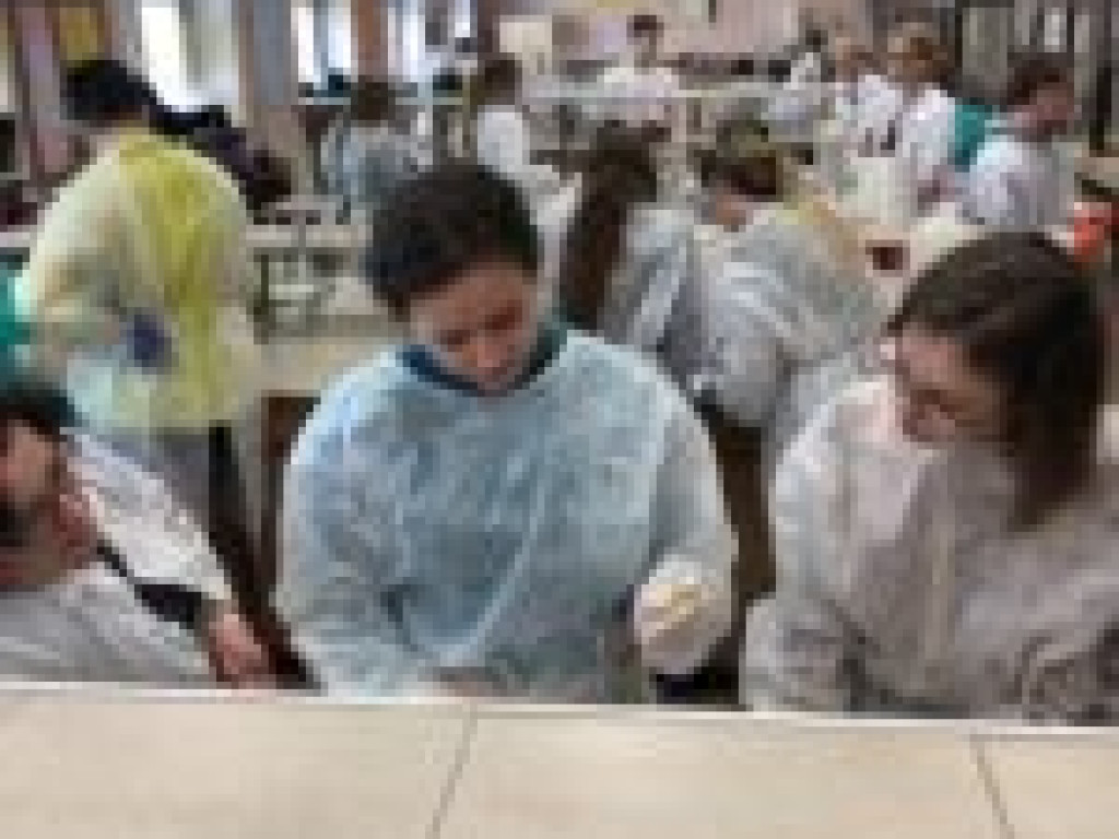 Uniwersyteckie lekcje  chemii dla ?Chreptowicza? (zdjęcia)