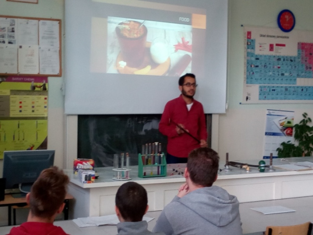 Europejski Dzień Języków Obcych i wolontariusze AIESEC w Chreptowiczu (zdjęcia)