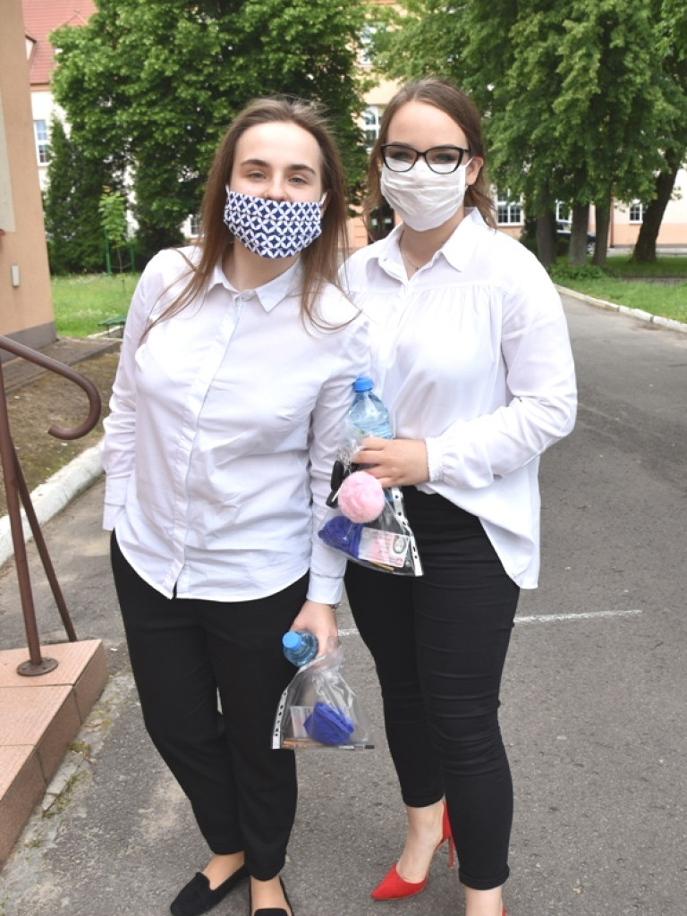 Matury pod nadzorem (zdjęcia)