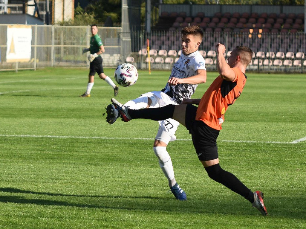 III liga piłkarska. Grupa IV. *KP KSZO 1929 Ostrowiec Świętokrzyski - Wólczanka Wólka Pełkińska 0:1