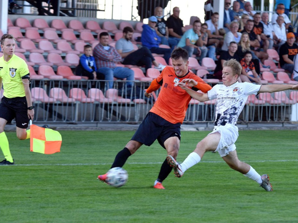 III liga piłkarska. Grupa IV. *KP KSZO 1929 Ostrowiec Świętokrzyski - Wólczanka Wólka Pełkińska 0:1