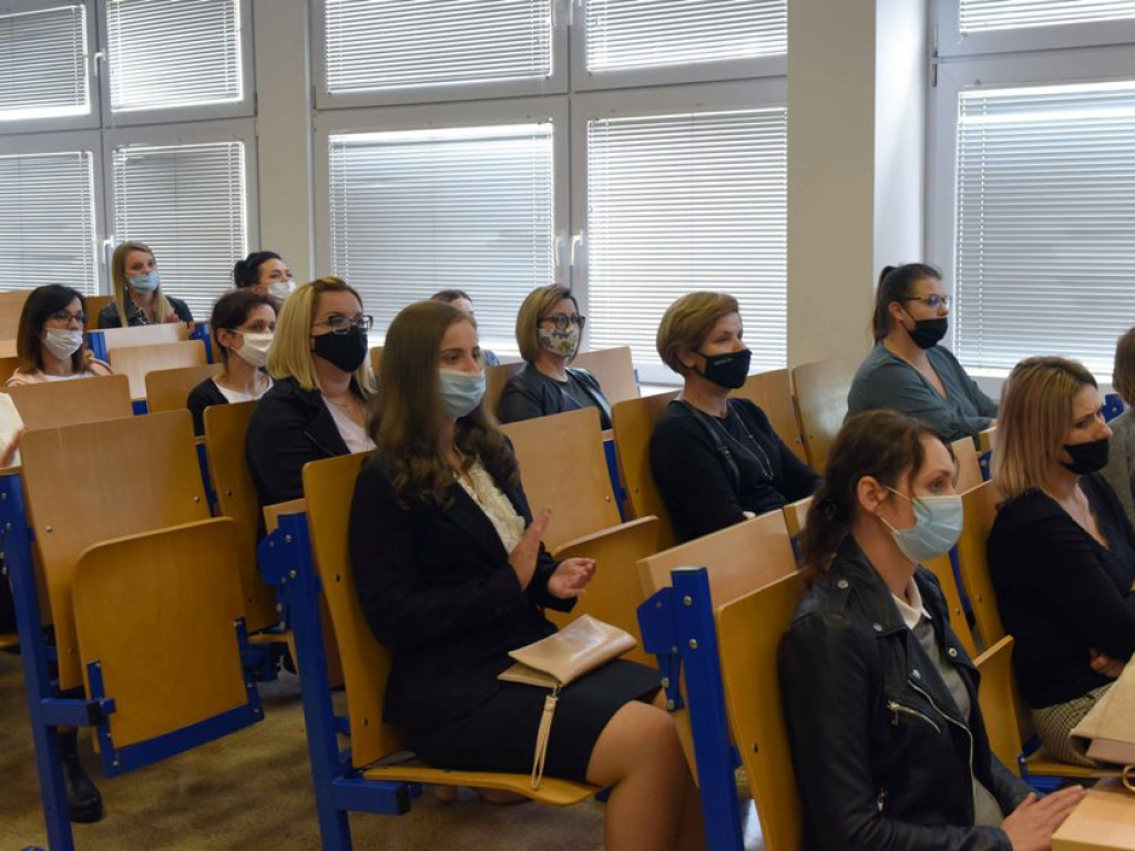 Studenci wrócili. Wyższa Szkoła Biznesu i Przedsiębiorczości blisko ćwierćwiecza działalności