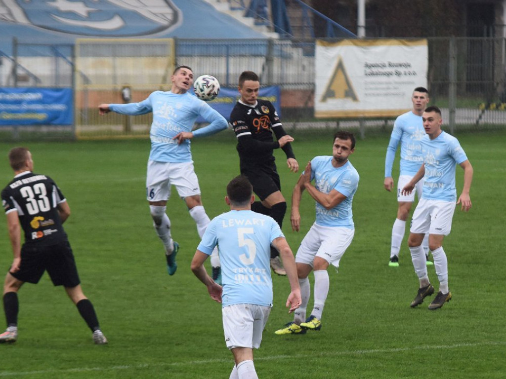 III liga piłkarska. Grupa IV. *KP KSZO 1929 Ostrowiec Świętokrzyski - Lewart Lubartów 2:0