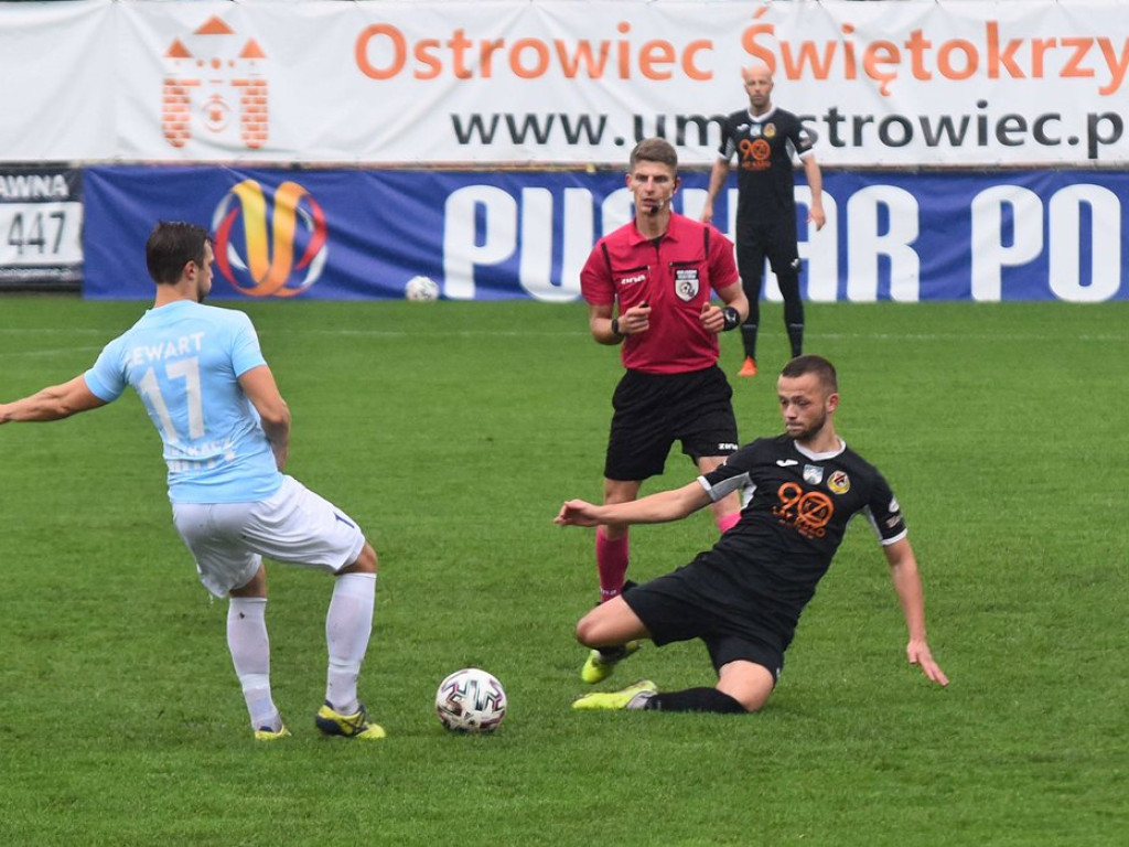 III liga piłkarska. Grupa IV. *KP KSZO 1929 Ostrowiec Świętokrzyski - Lewart Lubartów 2:0
