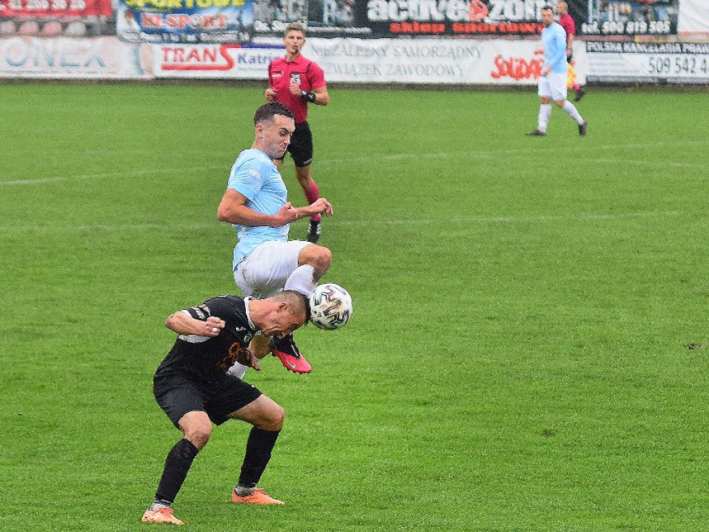III liga piłkarska. Grupa IV. *KP KSZO 1929 Ostrowiec Świętokrzyski - Lewart Lubartów 2:0