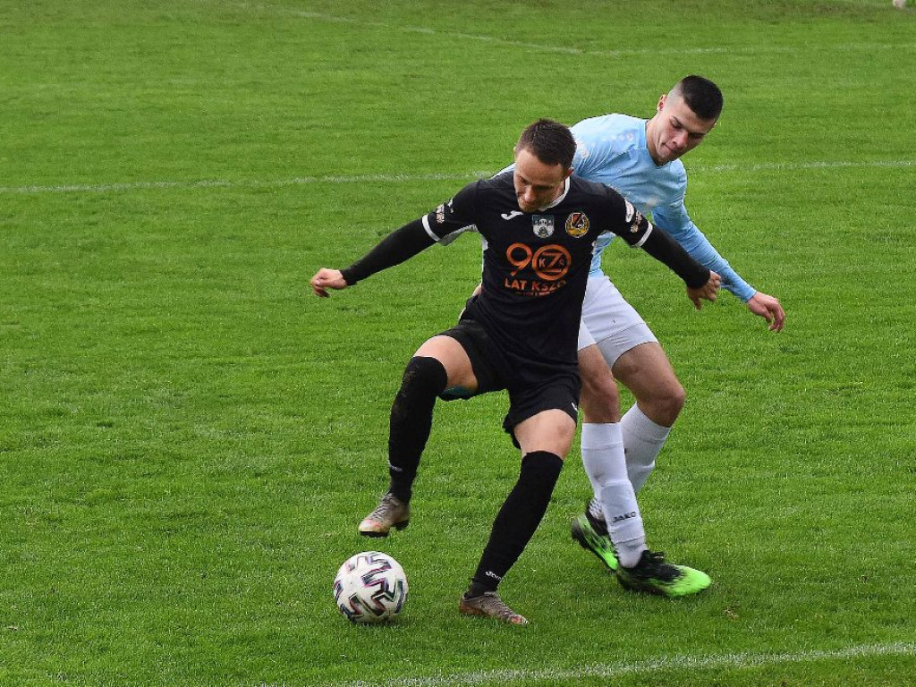 III liga piłkarska. Grupa IV. *KP KSZO 1929 Ostrowiec Świętokrzyski - Lewart Lubartów 2:0