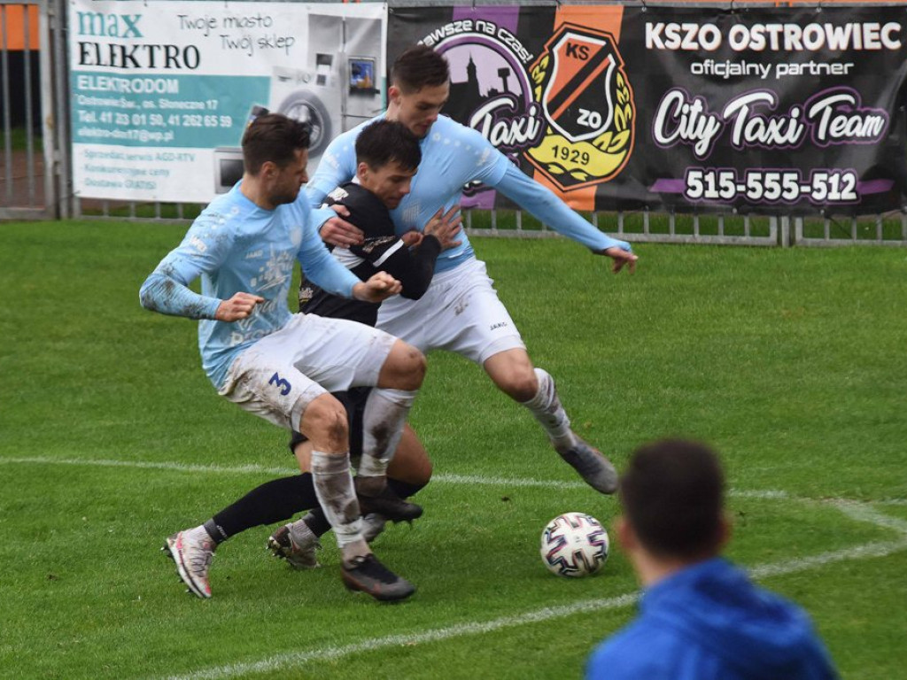 III liga piłkarska. Grupa IV. *KP KSZO 1929 Ostrowiec Świętokrzyski - Lewart Lubartów 2:0