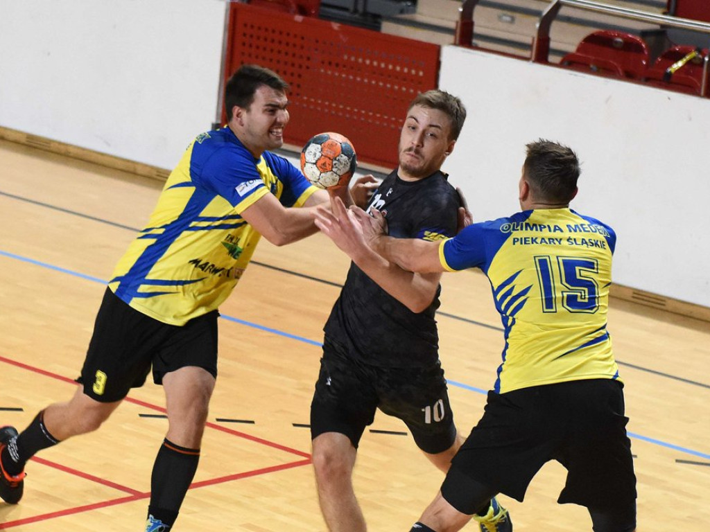 I liga piłki ręcznej mężczyzn. Grupa D. *KSZO Ostrowiec Świętokrzyski - Olimpia Piekary Śląskie 31:28