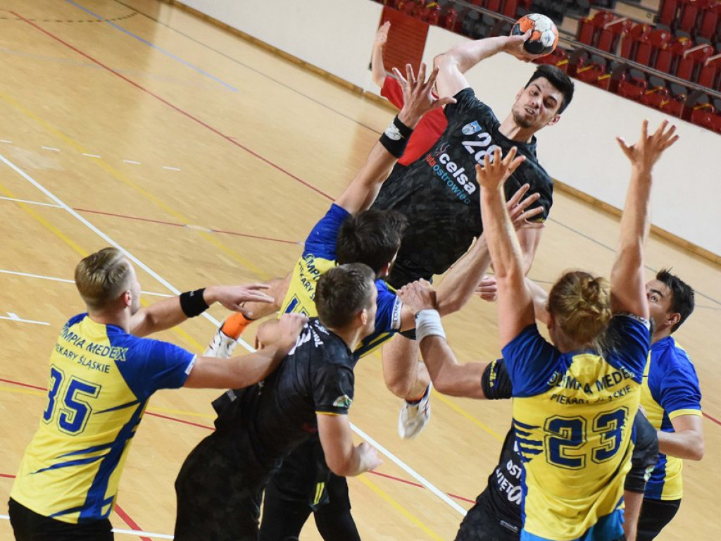 I liga piłki ręcznej mężczyzn. Grupa D. *KSZO Ostrowiec Świętokrzyski - Olimpia Piekary Śląskie 31:28
