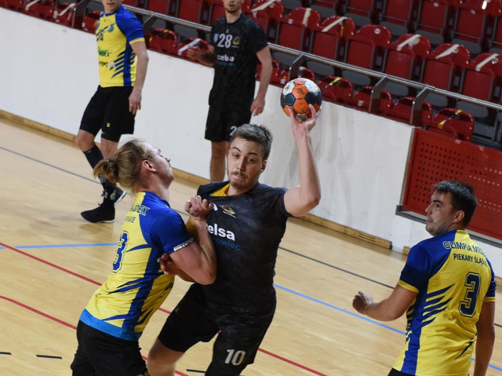 I liga piłki ręcznej mężczyzn. Grupa D. *KSZO Ostrowiec Świętokrzyski - Olimpia Piekary Śląskie 31:28