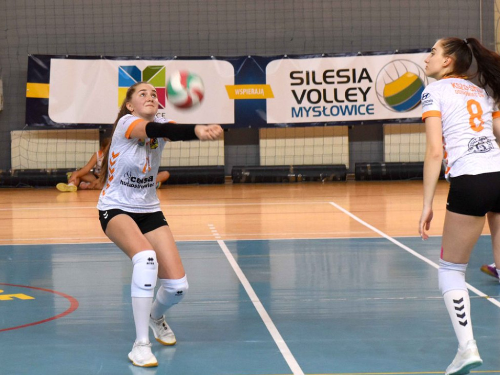 II liga siatkówki kobiet. Grupa IV. *Silesia Volley Mysłowice - KSZO SMS Ostrowiec Świętokrzyski 3:0