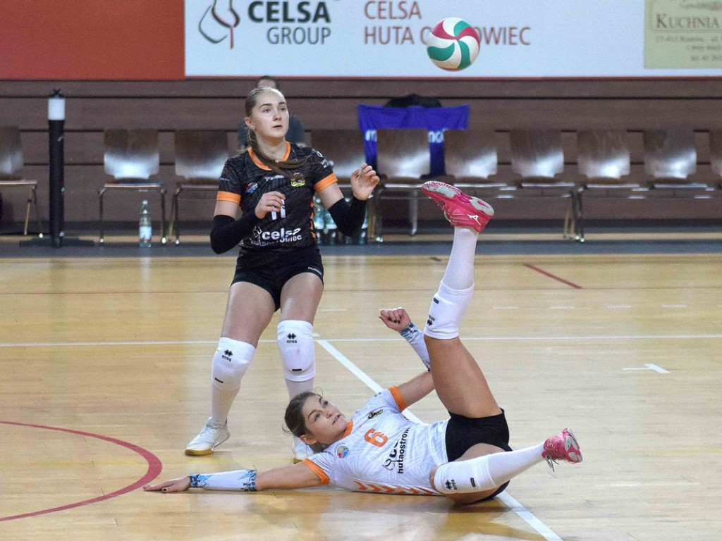 II liga siatkówki. Grupa IV. *KSZO SMS Ostrowiec Świętokrzyski - AZS UMCS Lublin 3:1