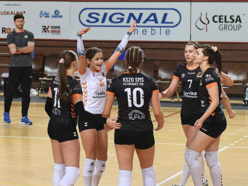 II liga siatkówki. Grupa IV. *KSZO SMS Ostrowiec Świętokrzyski - AZS UMCS Lublin 3:1