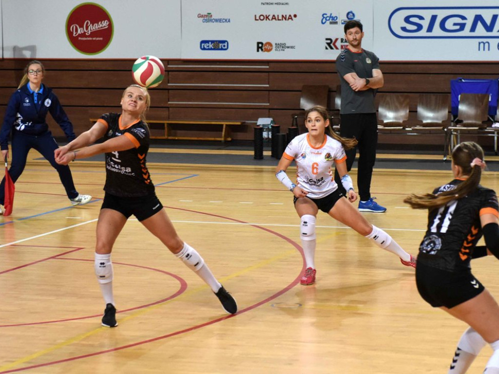 II liga siatkówki. Grupa IV. *KSZO SMS Ostrowiec Świętokrzyski - AZS UMCS Lublin 3:1