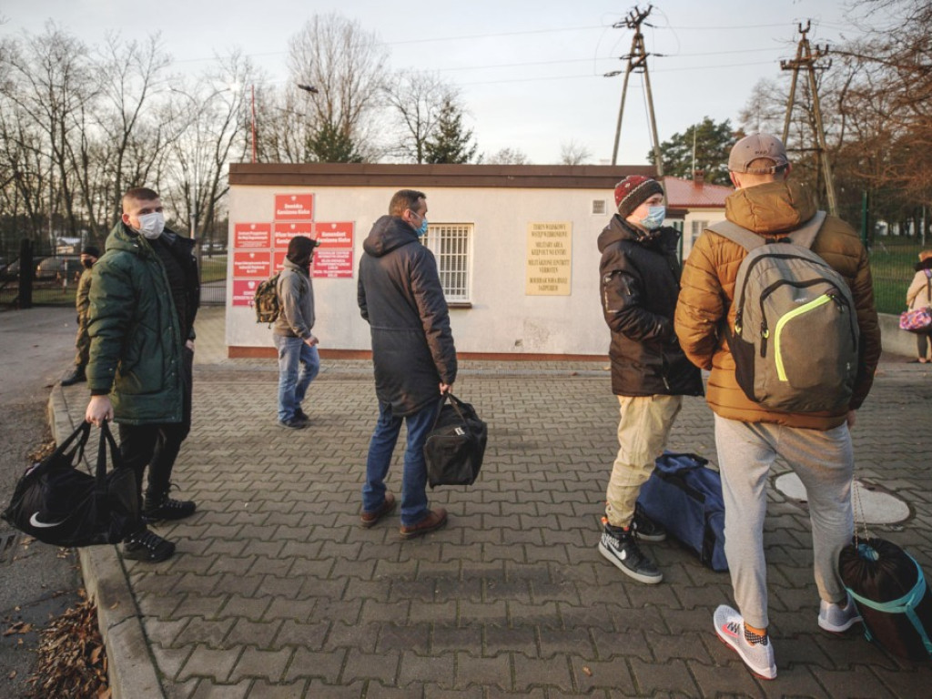 Kolejni ochotnicy wstąpili w szeregi 10 Świętokrzyskiej Brygady Obrony Terytorialnej (zdjęcia)