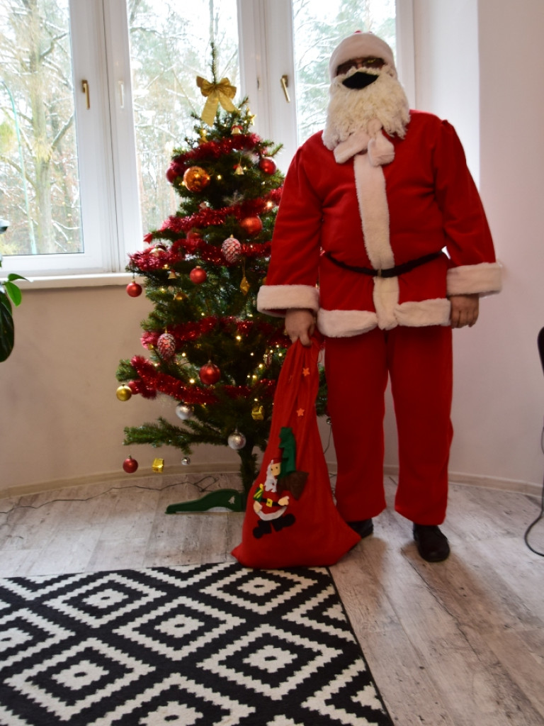 Upominki dla dzieci Ośrodków w Denkowie i Małachowie (zdjęcia)