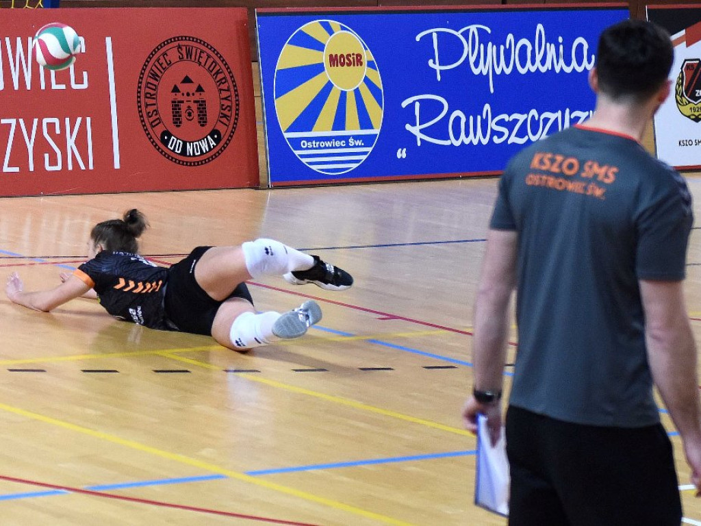II liga siatkówki kobiet. KSZO SMS Ostrowiec Świętokrzyski - Pogoń Proszowice 3:0