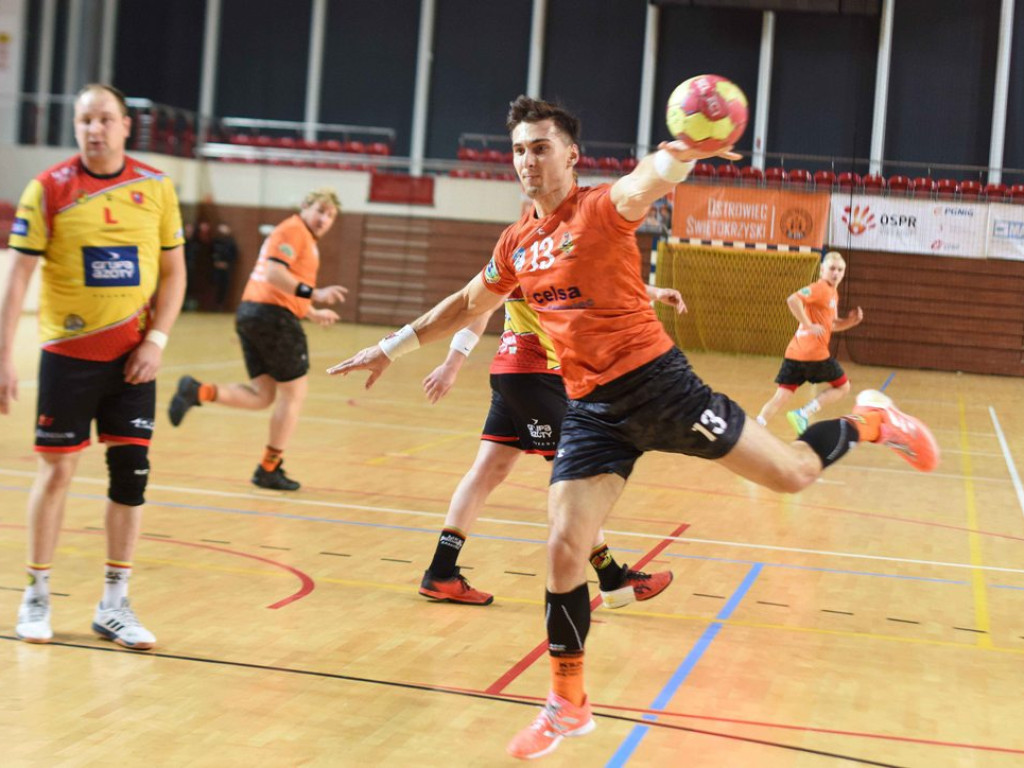 I liga piłki ręcznej mężczyzn. Grupa D. *KSZO Ostrowiec Świętokrzyski - Padwa Zamość 27:31