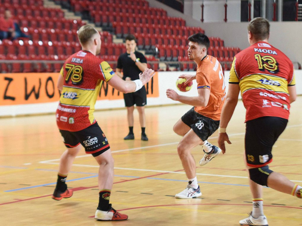 I liga piłki ręcznej mężczyzn. Grupa D. *KSZO Ostrowiec Świętokrzyski - Padwa Zamość 27:31