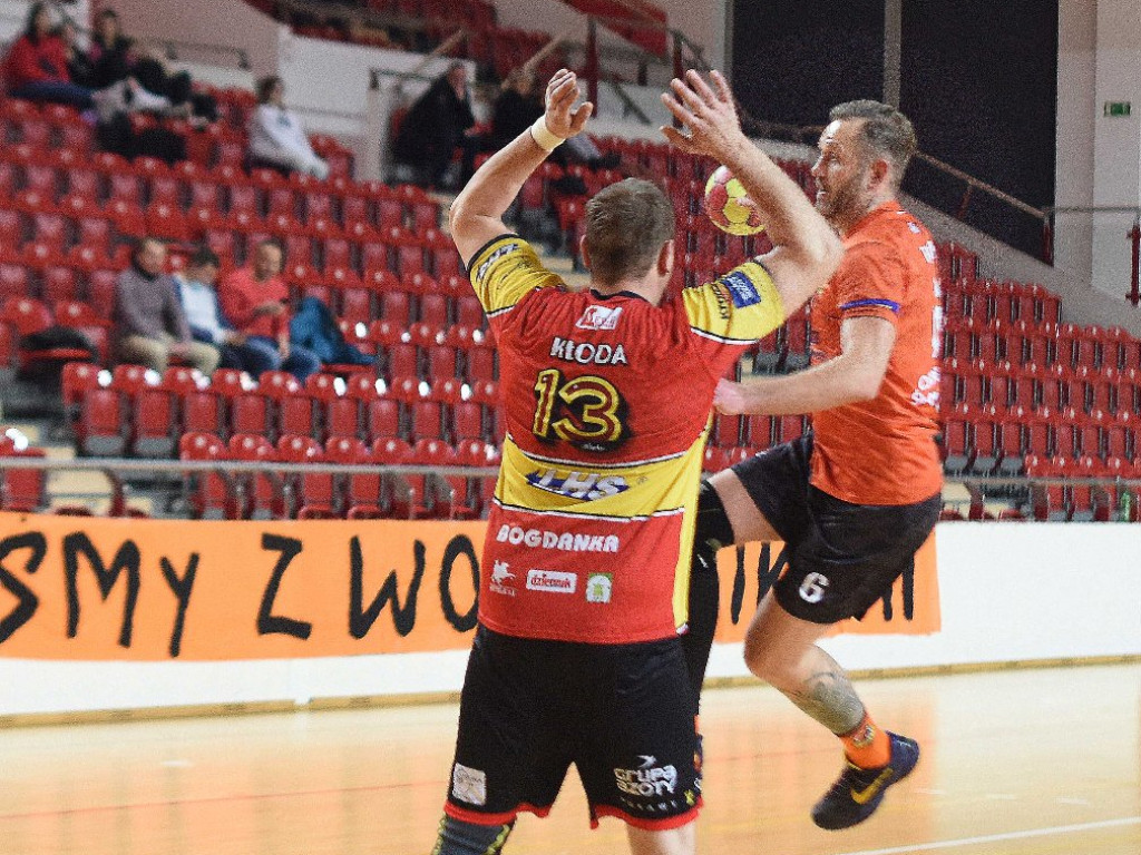 I liga piłki ręcznej mężczyzn. Grupa D. *KSZO Ostrowiec Świętokrzyski - Padwa Zamość 27:31
