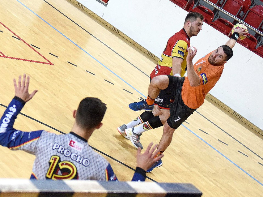 I liga piłki ręcznej mężczyzn. Grupa D. *KSZO Ostrowiec Świętokrzyski - Padwa Zamość 27:31