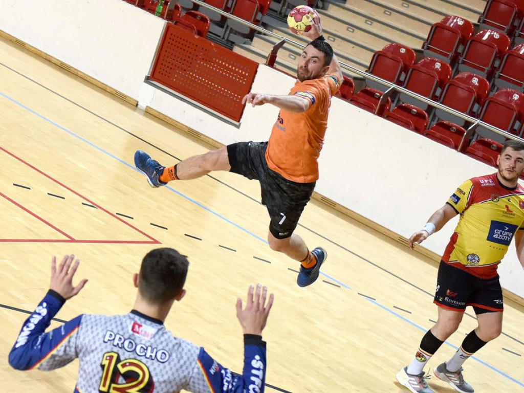I liga piłki ręcznej mężczyzn. Grupa D. *KSZO Ostrowiec Świętokrzyski - Padwa Zamość 27:31