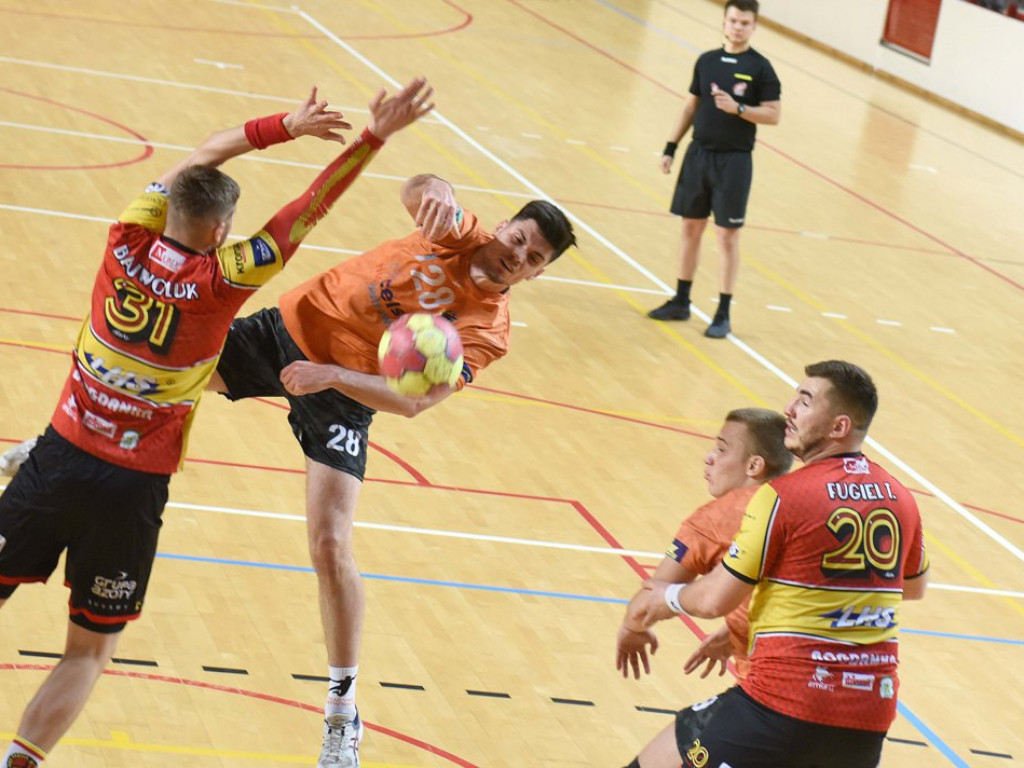 I liga piłki ręcznej mężczyzn. Grupa D. *KSZO Ostrowiec Świętokrzyski - Padwa Zamość 27:31