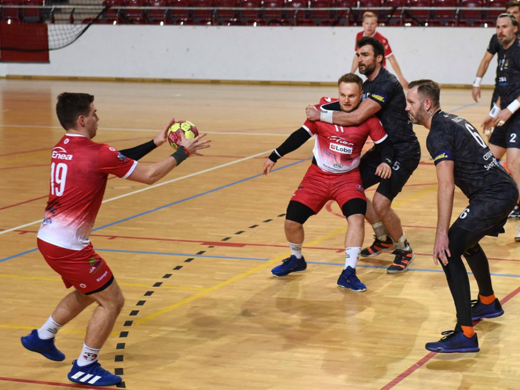 Mecz sparingowy. *KSZO Ostrowiec Świętokrzyski - Orlęta Zwoleń 33:28 (17:14)