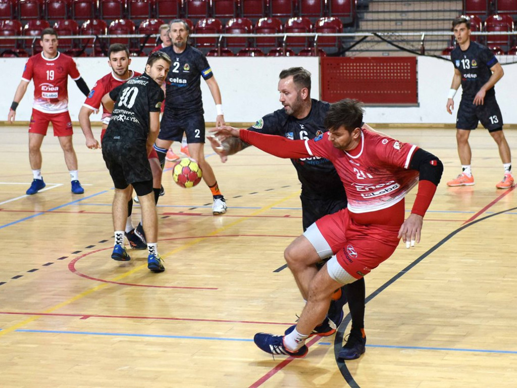 Mecz sparingowy. *KSZO Ostrowiec Świętokrzyski - Orlęta Zwoleń 33:28 (17:14)