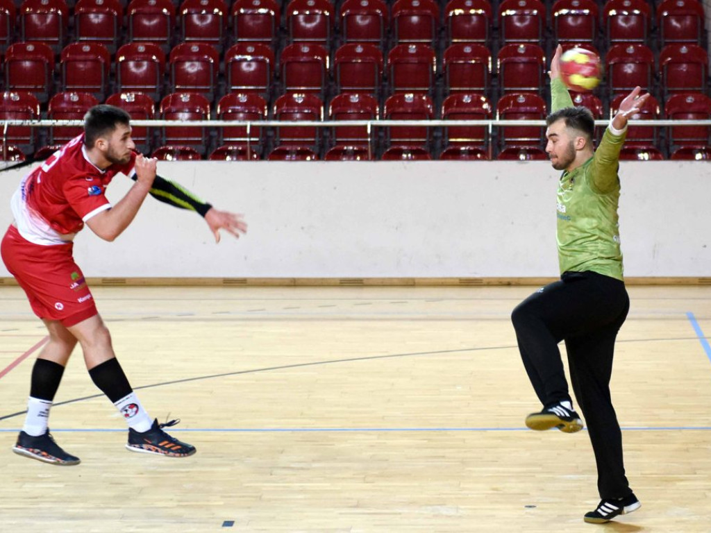 Mecz sparingowy. *KSZO Ostrowiec Świętokrzyski - Orlęta Zwoleń 33:28 (17:14)