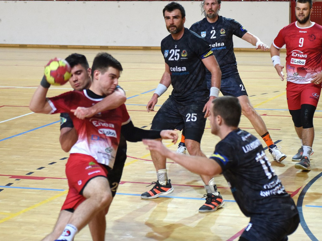 Mecz sparingowy. *KSZO Ostrowiec Świętokrzyski - Orlęta Zwoleń 33:28 (17:14)