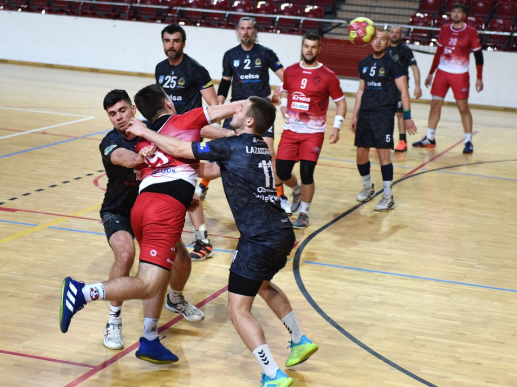 Mecz sparingowy. *KSZO Ostrowiec Świętokrzyski - Orlęta Zwoleń 33:28 (17:14)