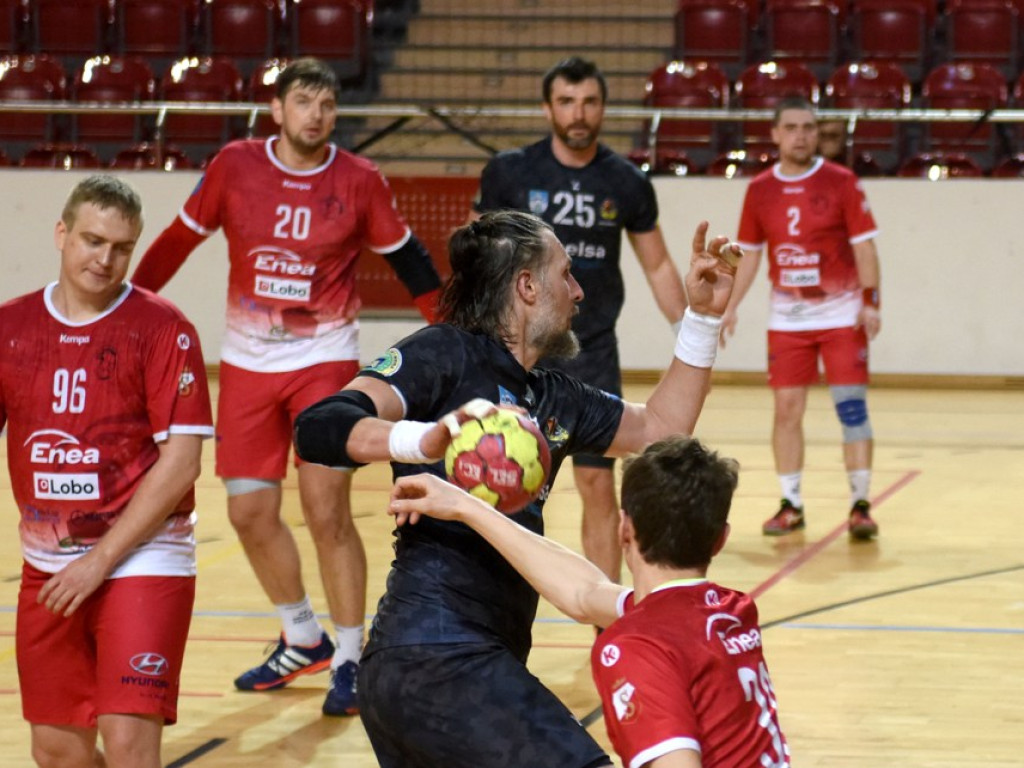 Mecz sparingowy. *KSZO Ostrowiec Świętokrzyski - Orlęta Zwoleń 33:28 (17:14)