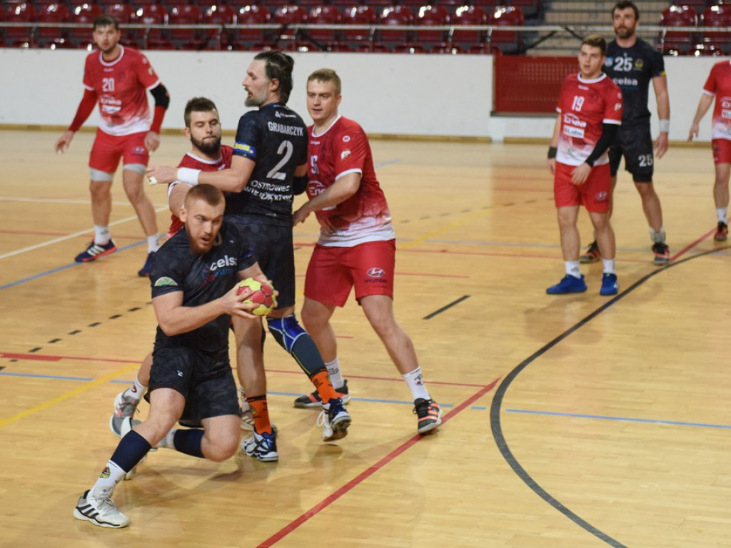 Mecz sparingowy. *KSZO Ostrowiec Świętokrzyski - Orlęta Zwoleń 33:28 (17:14)