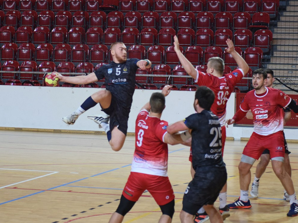 Mecz sparingowy. *KSZO Ostrowiec Świętokrzyski - Orlęta Zwoleń 33:28 (17:14)