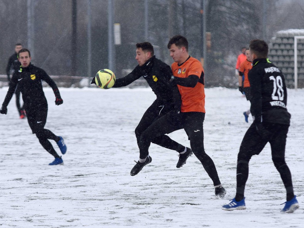 Mecz sparingowy. *KP KSZO 1929 Ostrowiec Świętokrzyski - Wieczysta Kraków 0:2