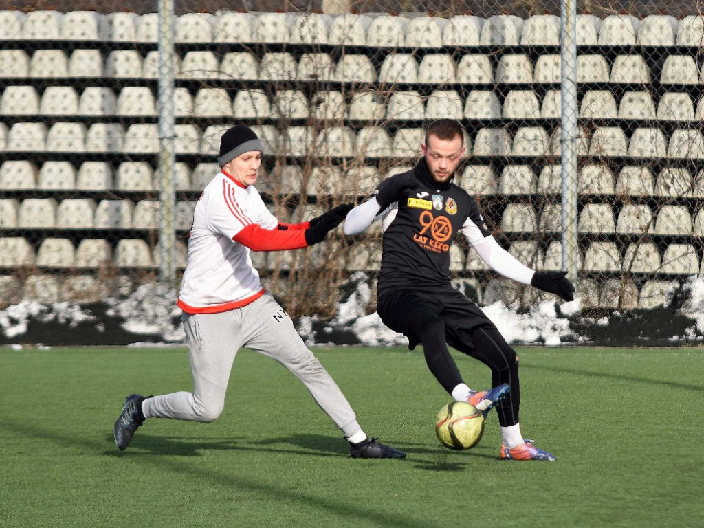 Mecz sparingowy. *KP KSZO 1929 Ostrowiec Świętokrzyski - OKS Opatów 7:1
