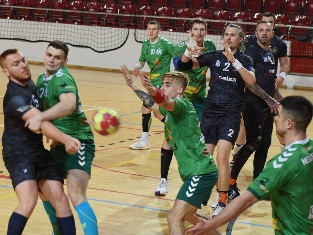 Mecz sparingowy. *KSZO Ostrowiec Świętokrzyski - AZS AWF Biała Podlaska 27:30