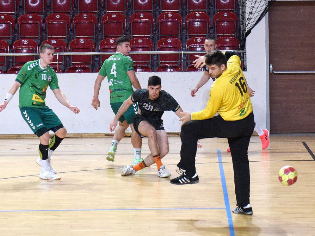 Mecz sparingowy. *KSZO Ostrowiec Świętokrzyski - AZS AWF Biała Podlaska 27:30