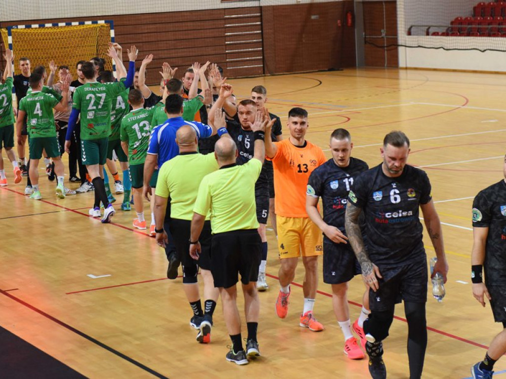Mecz sparingowy. *KSZO Ostrowiec Świętokrzyski - AZS AWF Biała Podlaska 27:30