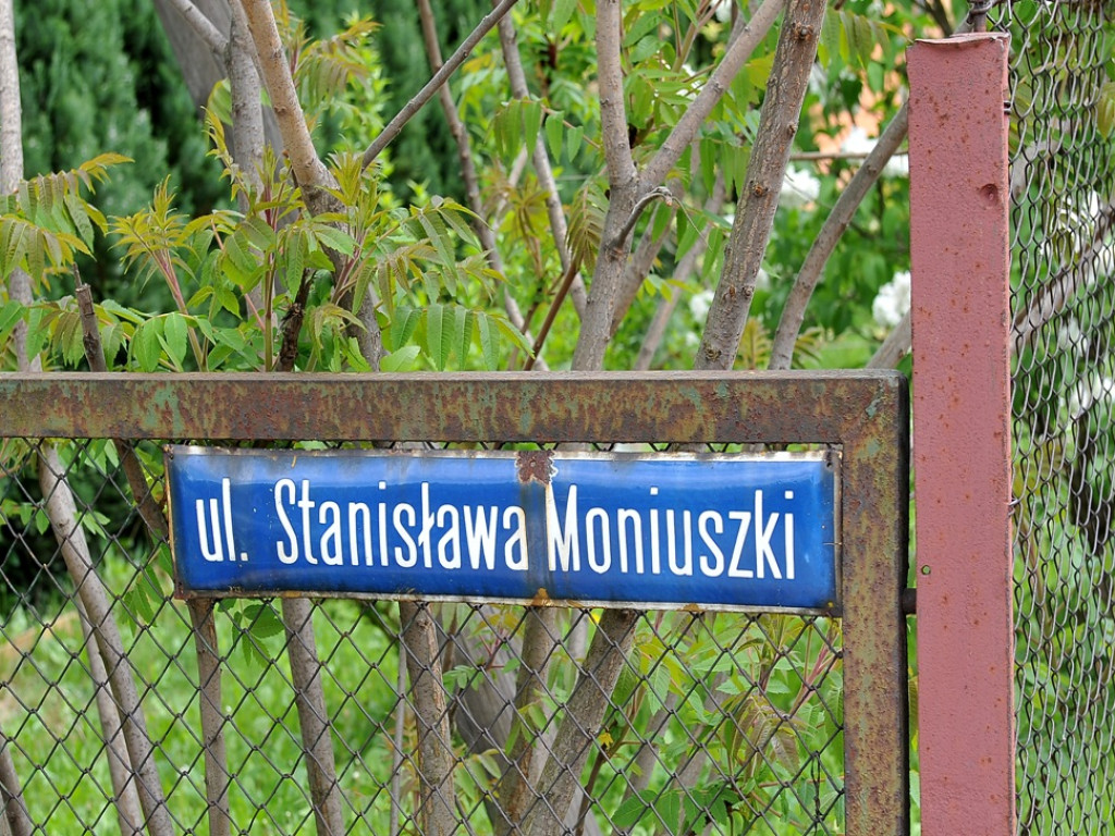Sto lat urzędniczych domków przy ulicy Moniuszki. Duma krajobrazu kulturowego Klimkiewiczowa