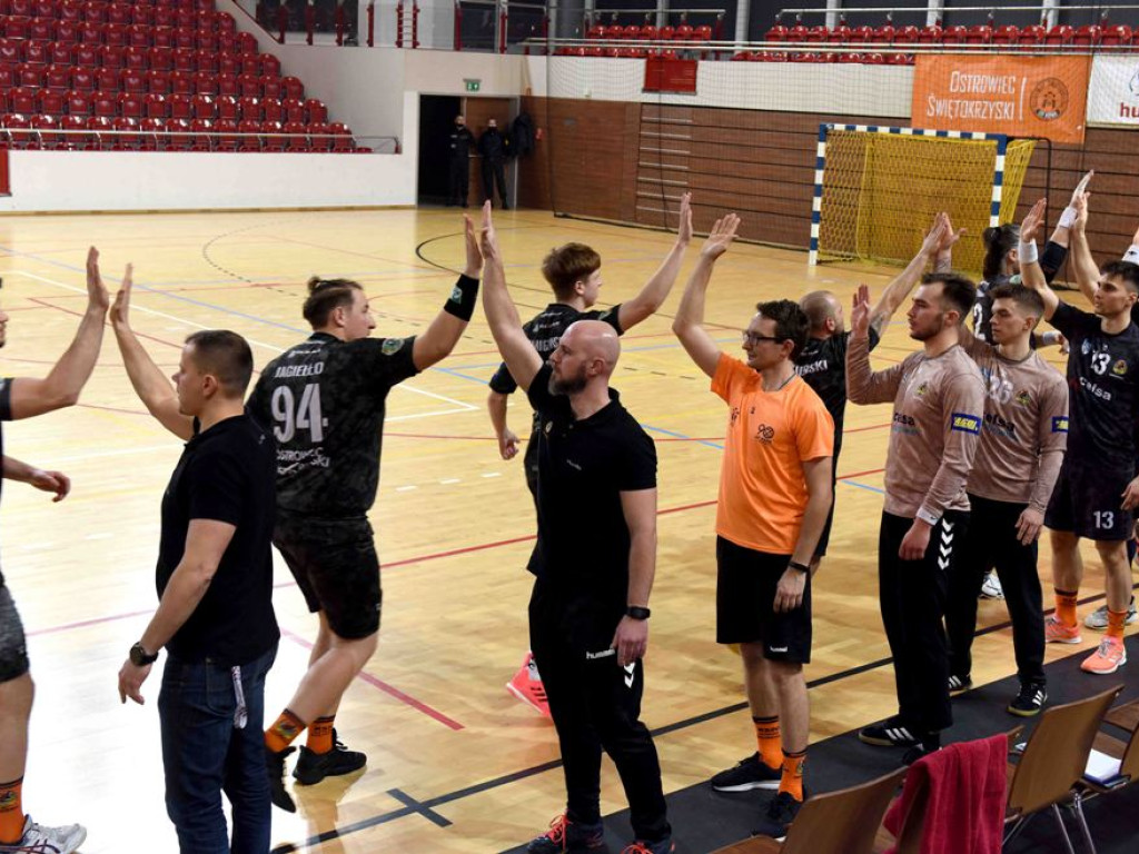 I liga piłki ręcznej mężczyzn. Grupa D. *KSZO Ostrowiec Świętokrzyski - Wisła Sandomierz 31:27