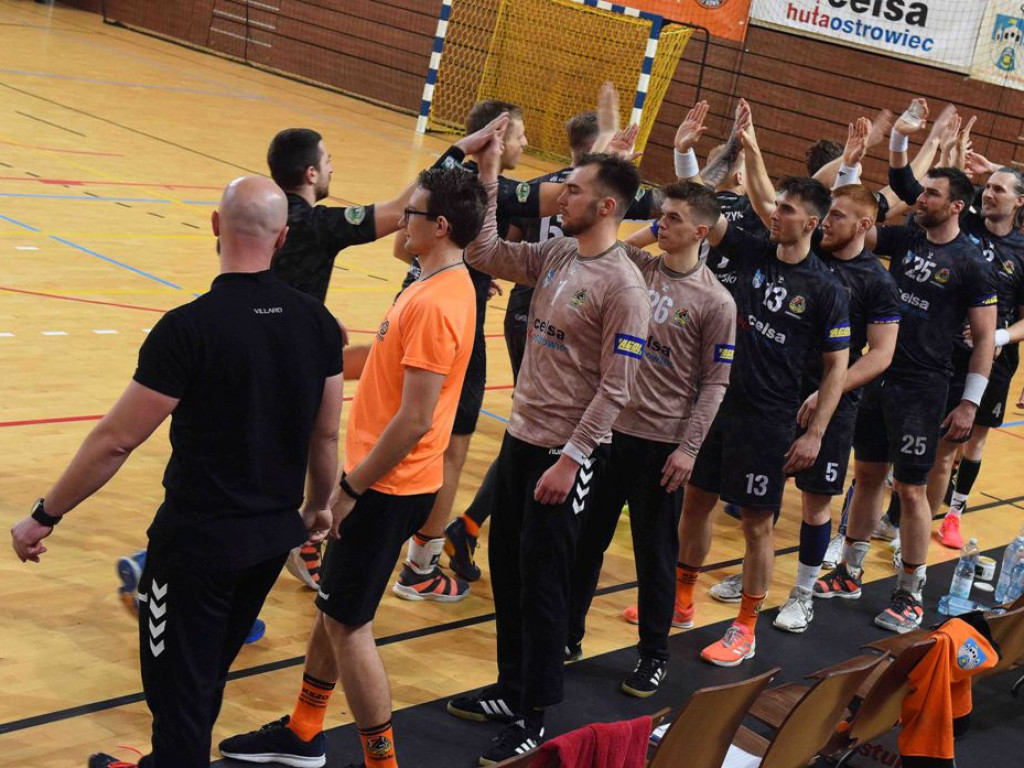 I liga piłki ręcznej mężczyzn. Grupa D. *KSZO Ostrowiec Świętokrzyski - Wisła Sandomierz 31:27