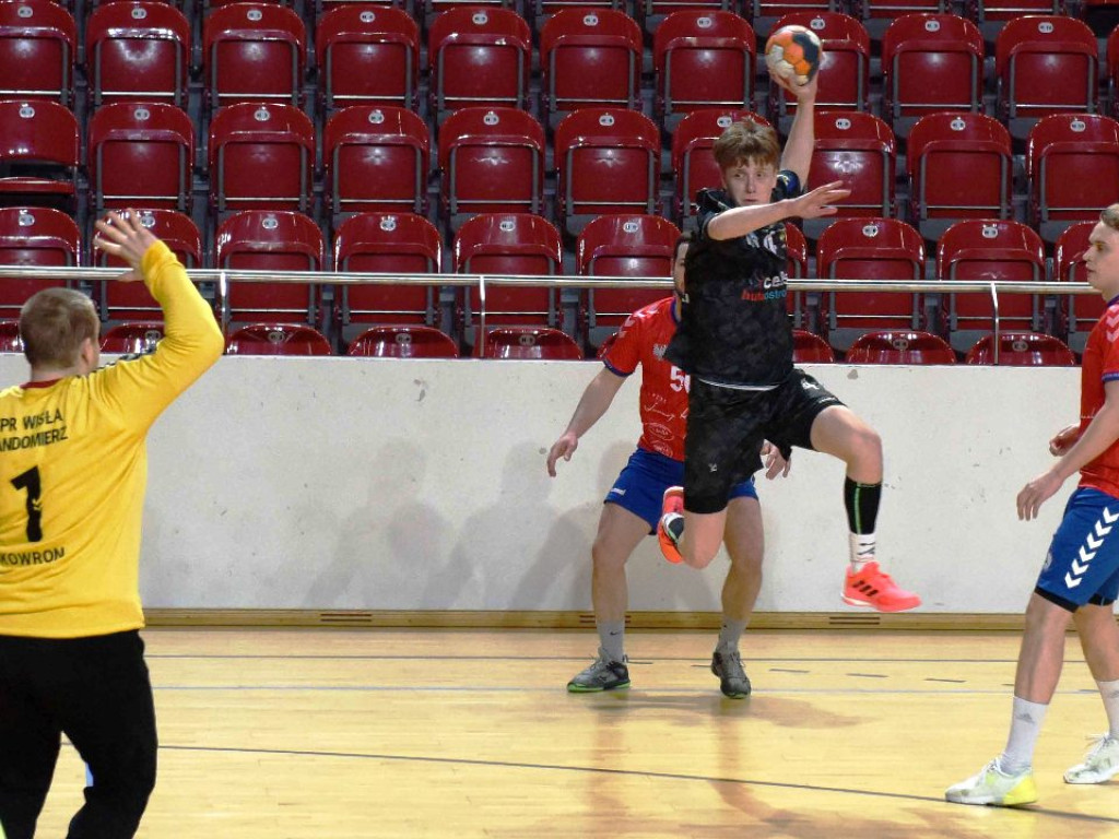 I liga piłki ręcznej mężczyzn. Grupa D. *KSZO Ostrowiec Świętokrzyski - Wisła Sandomierz 31:27